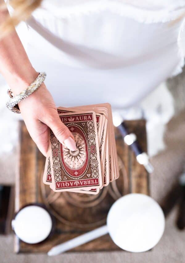 Chakra and Tarot card reading – accredited energy-awareness and coaching course by Soul Awakening Academy UK & Worldwide.